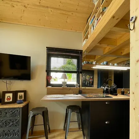 Domek alpejski La Maison Ugolin Tiny House And Ines Baccarat