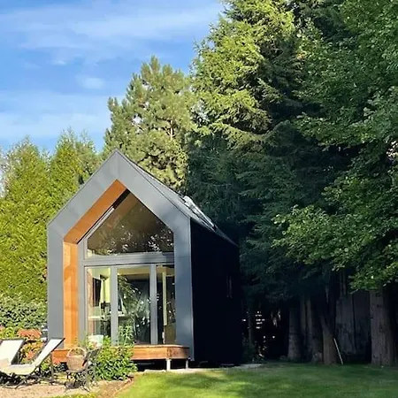 La Maison Ugolin And Ines