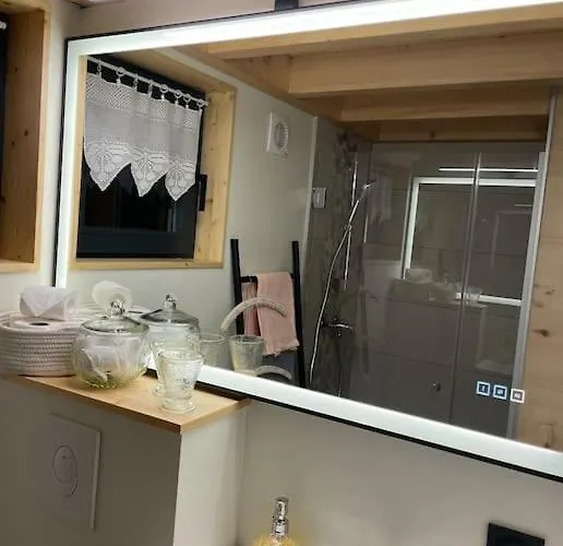 La Maison Ugolin And Ines 샬레 바카라